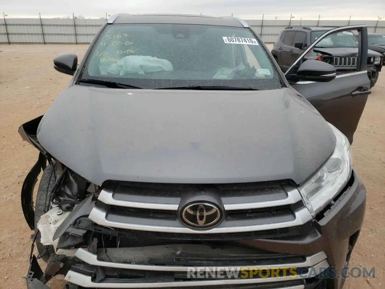 7 Photograph of a damaged car 5TDJZRFH4KS565167 TOYOTA HIGHLANDER 2019