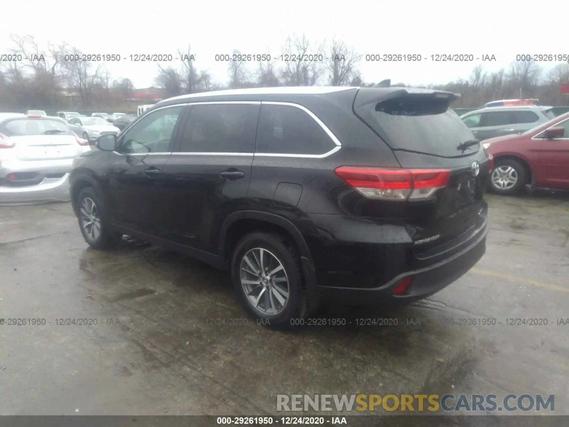 3 Photograph of a damaged car 5TDJZRFH4KS571471 TOYOTA HIGHLANDER 2019