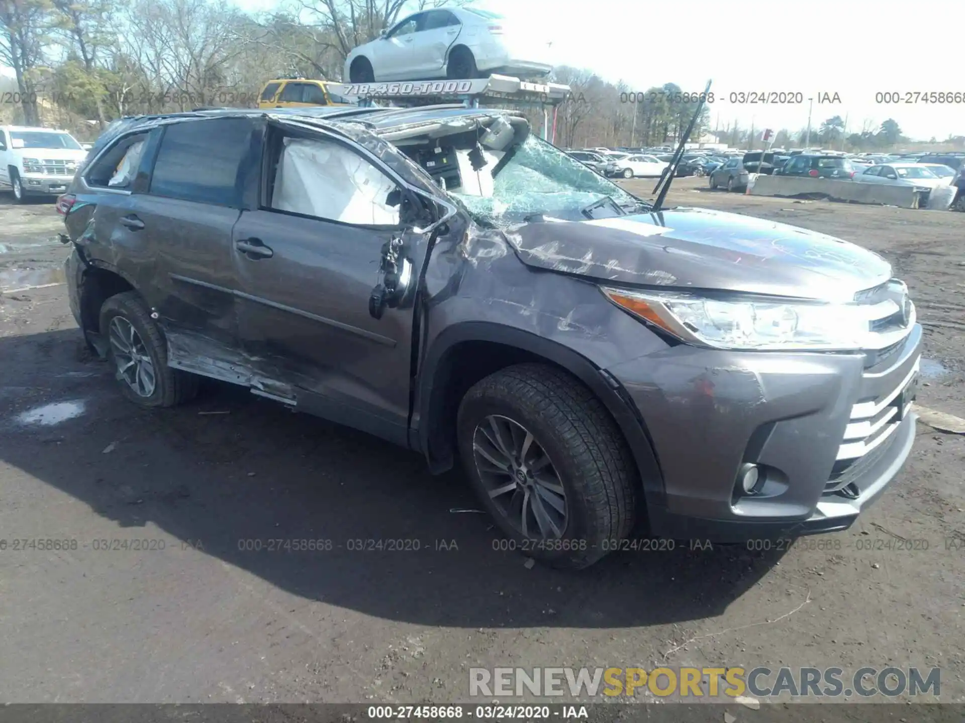 1 Photograph of a damaged car 5TDJZRFH4KS576976 TOYOTA HIGHLANDER 2019