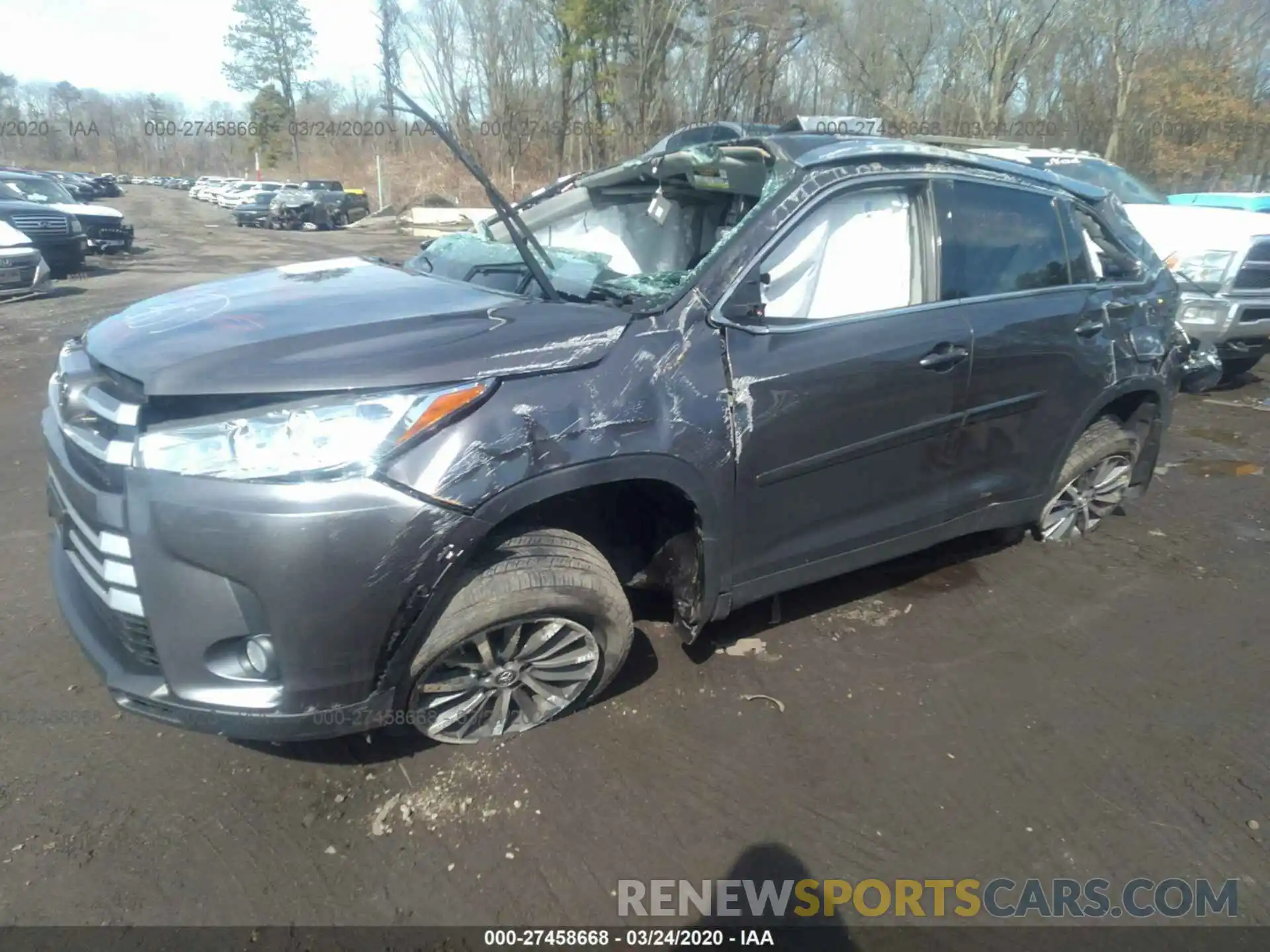 2 Photograph of a damaged car 5TDJZRFH4KS576976 TOYOTA HIGHLANDER 2019