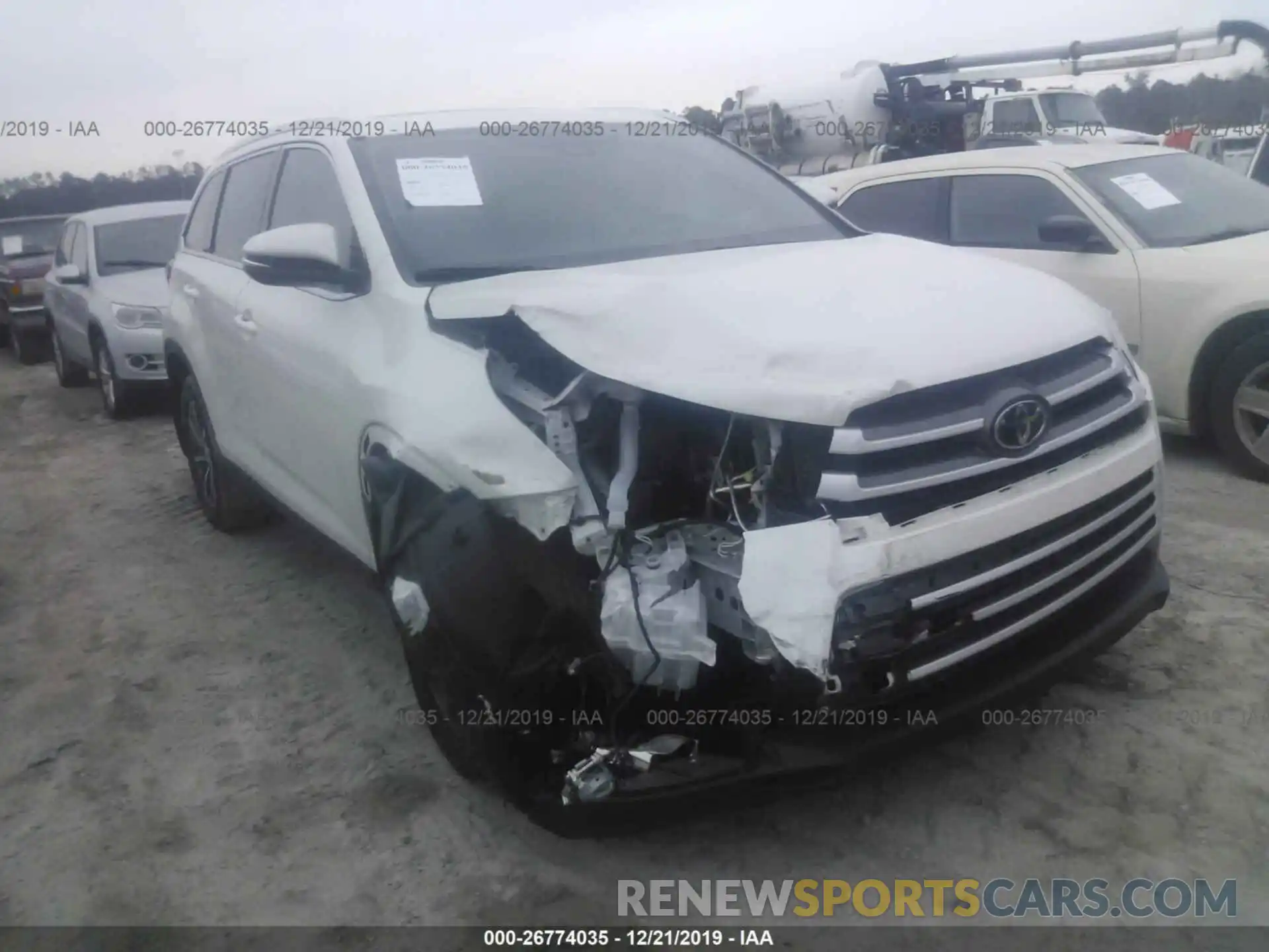 6 Photograph of a damaged car 5TDJZRFH4KS577660 TOYOTA HIGHLANDER 2019