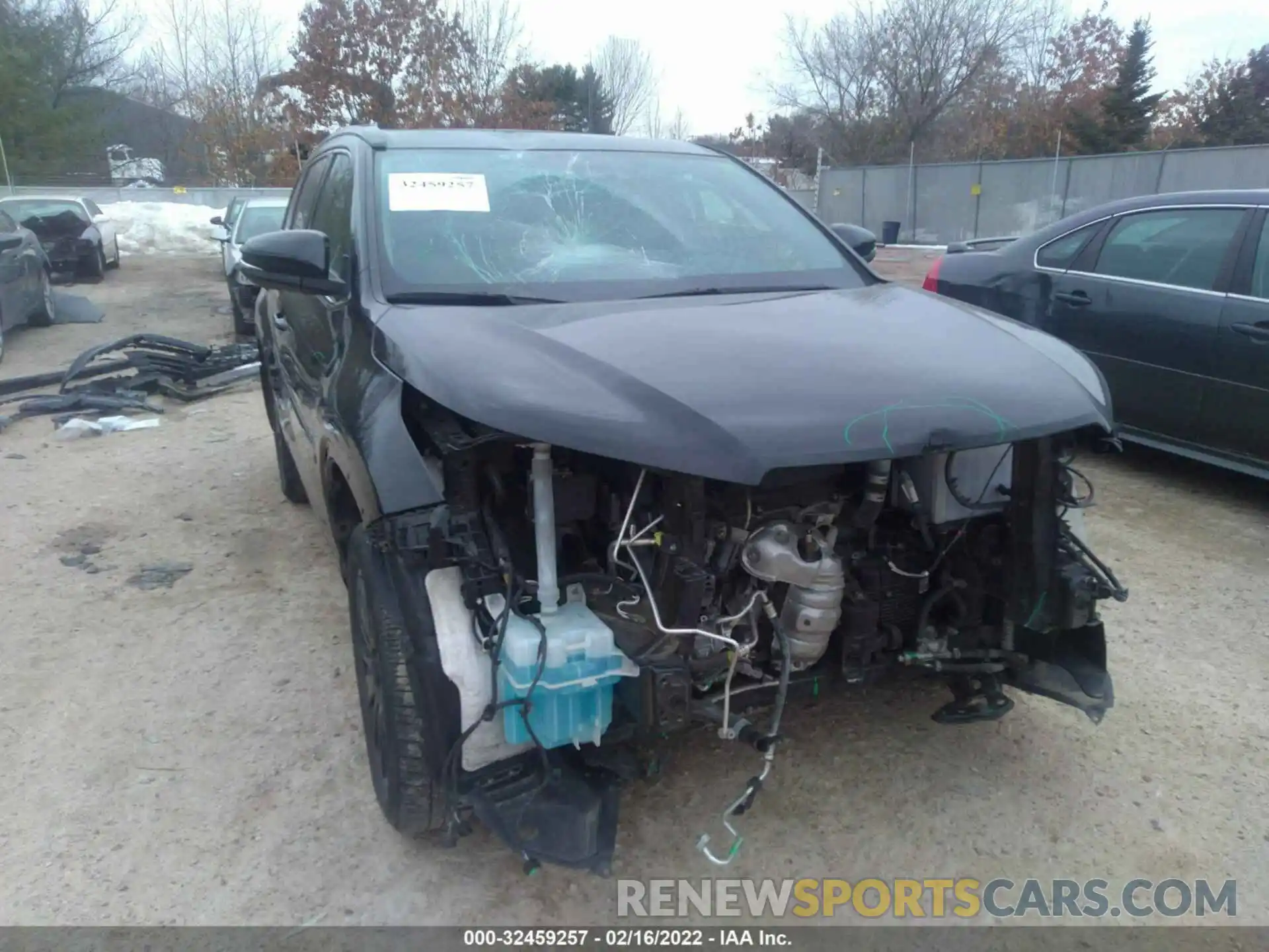 6 Photograph of a damaged car 5TDJZRFH4KS580042 TOYOTA HIGHLANDER 2019