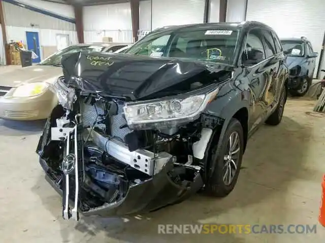 2 Photograph of a damaged car 5TDJZRFH4KS583667 TOYOTA HIGHLANDER 2019