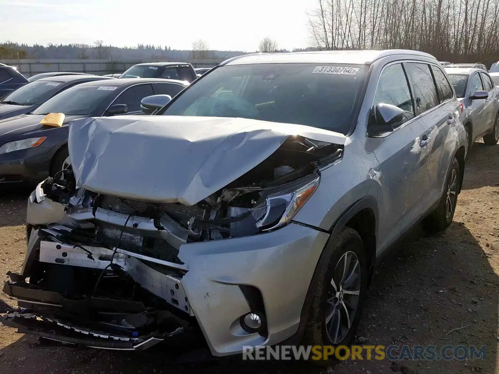 2 Photograph of a damaged car 5TDJZRFH4KS594474 TOYOTA HIGHLANDER 2019