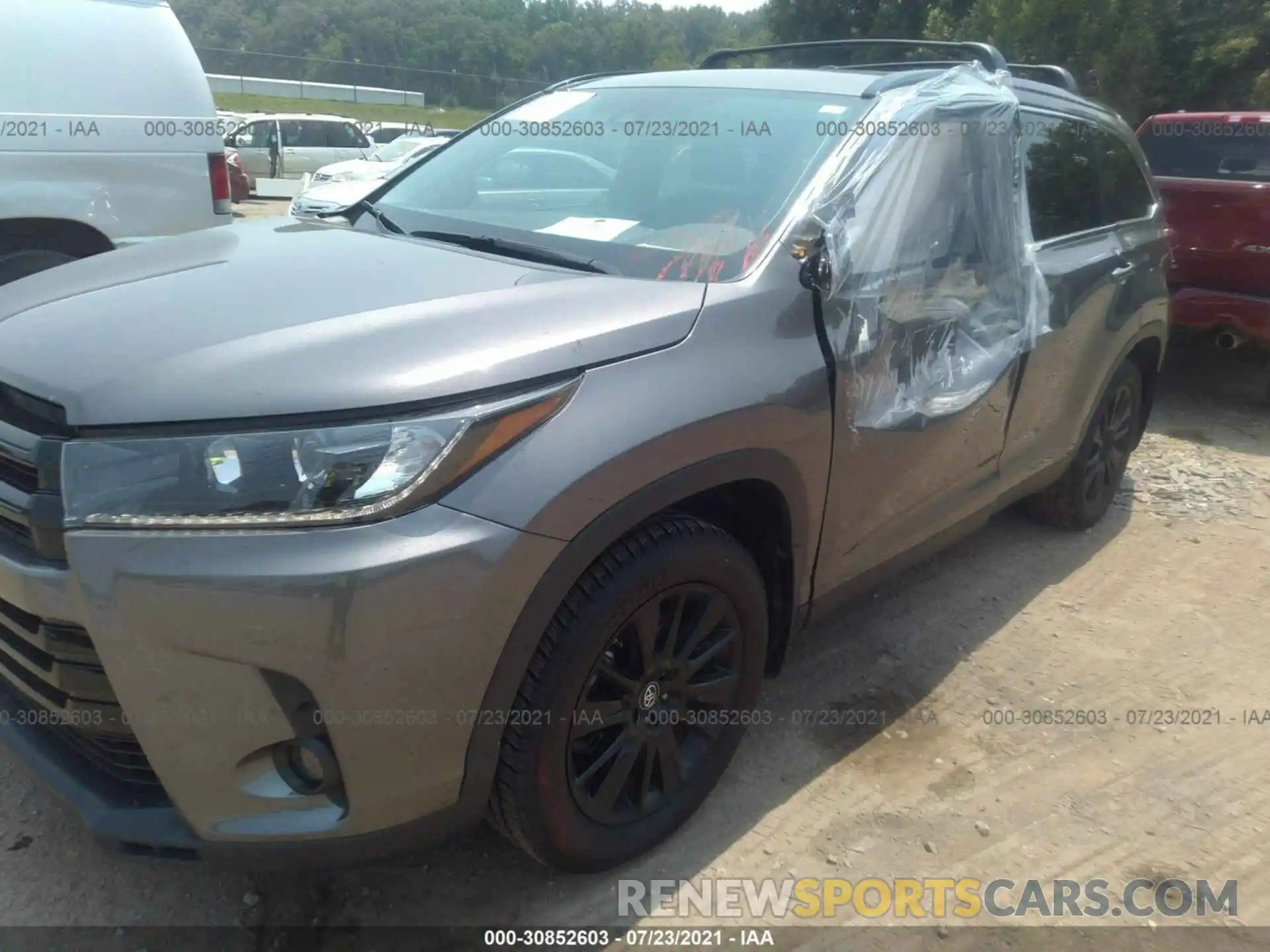 6 Photograph of a damaged car 5TDJZRFH4KS606669 TOYOTA HIGHLANDER 2019