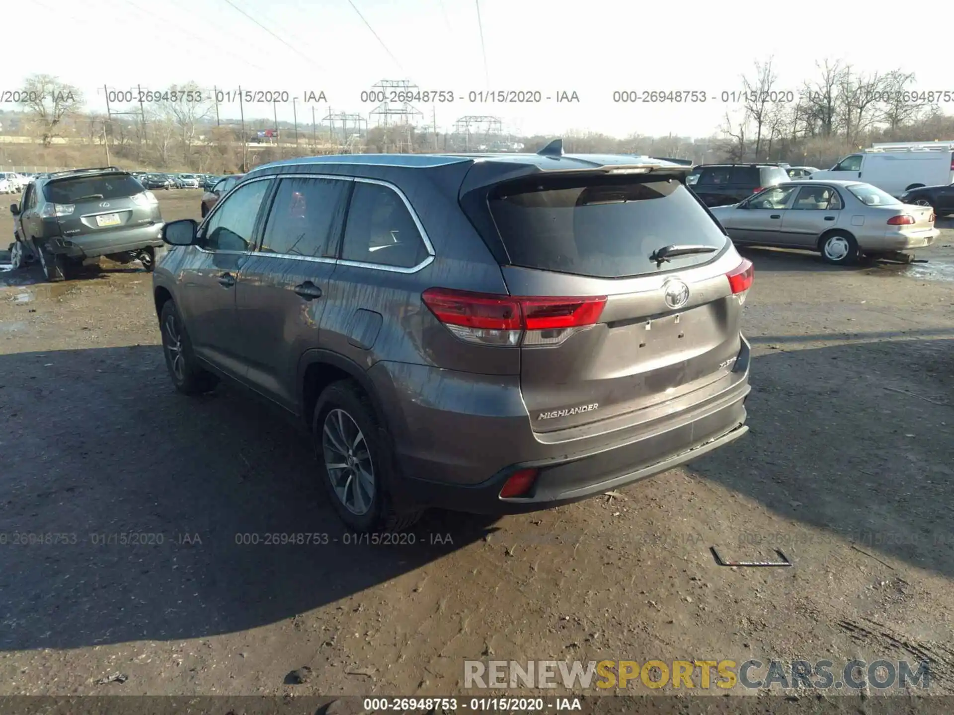 3 Photograph of a damaged car 5TDJZRFH4KS609717 TOYOTA HIGHLANDER 2019