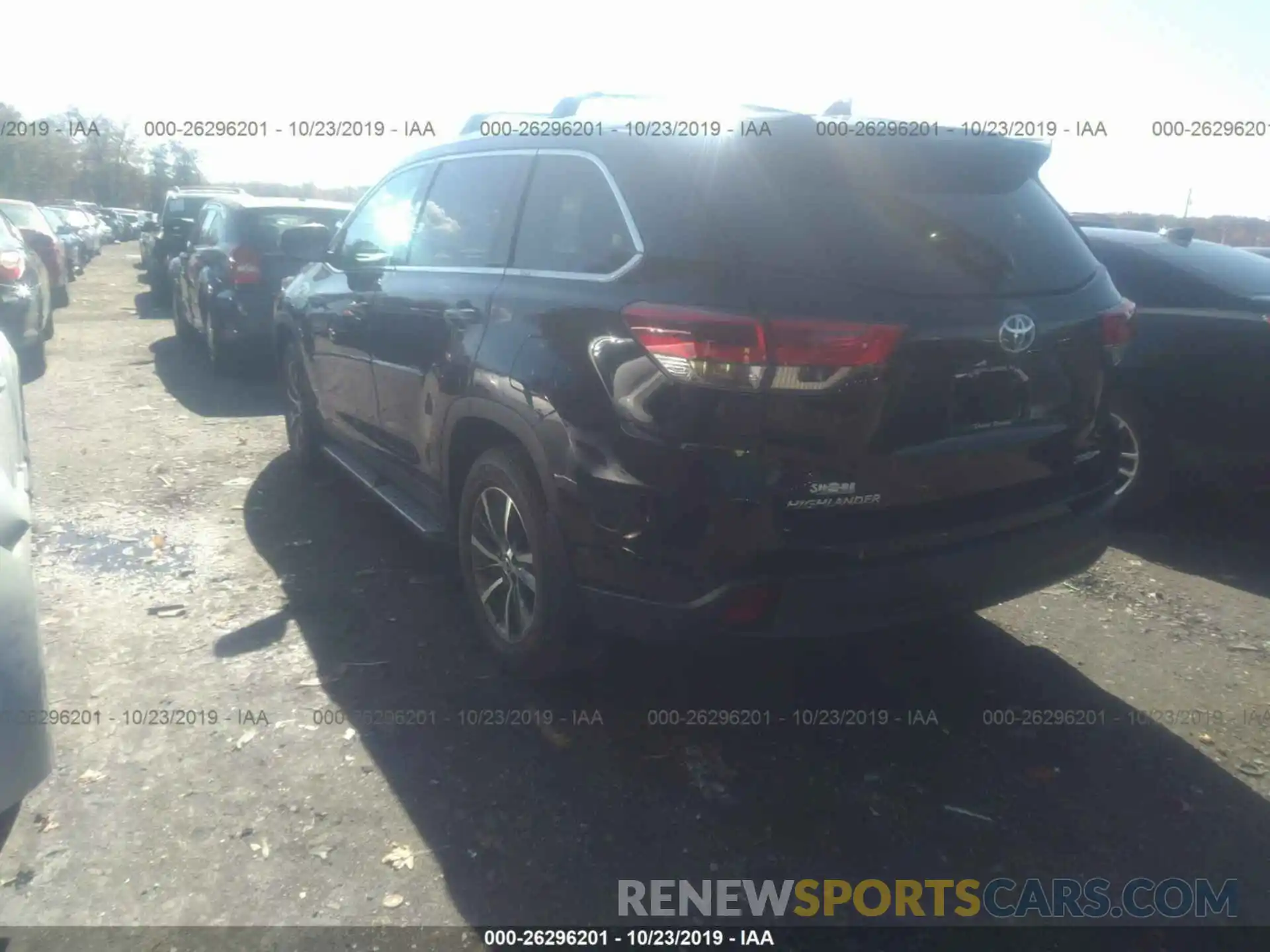 3 Photograph of a damaged car 5TDJZRFH4KS615730 TOYOTA HIGHLANDER 2019