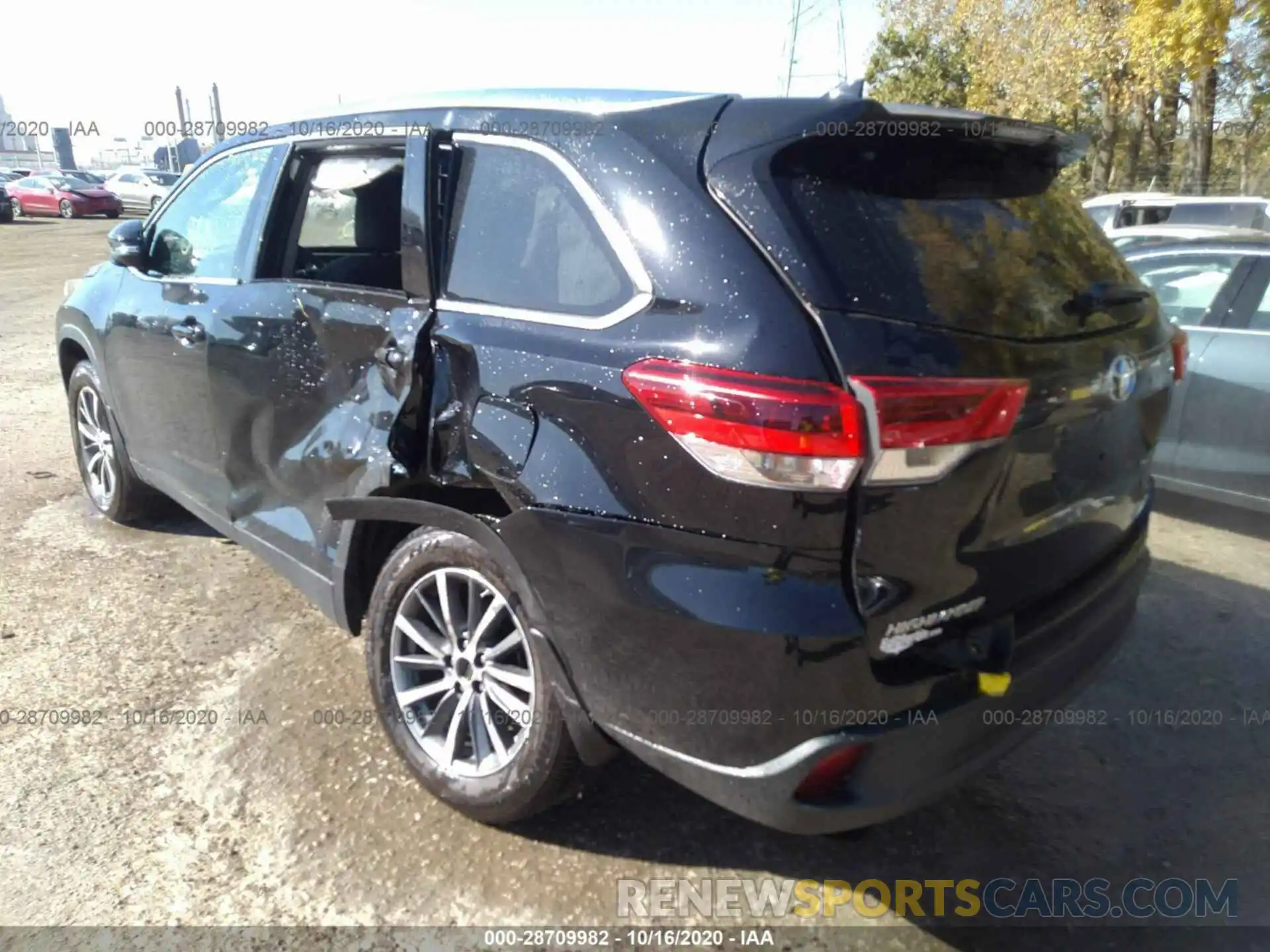 3 Фотография поврежденного автомобиля 5TDJZRFH4KS615775 TOYOTA HIGHLANDER 2019