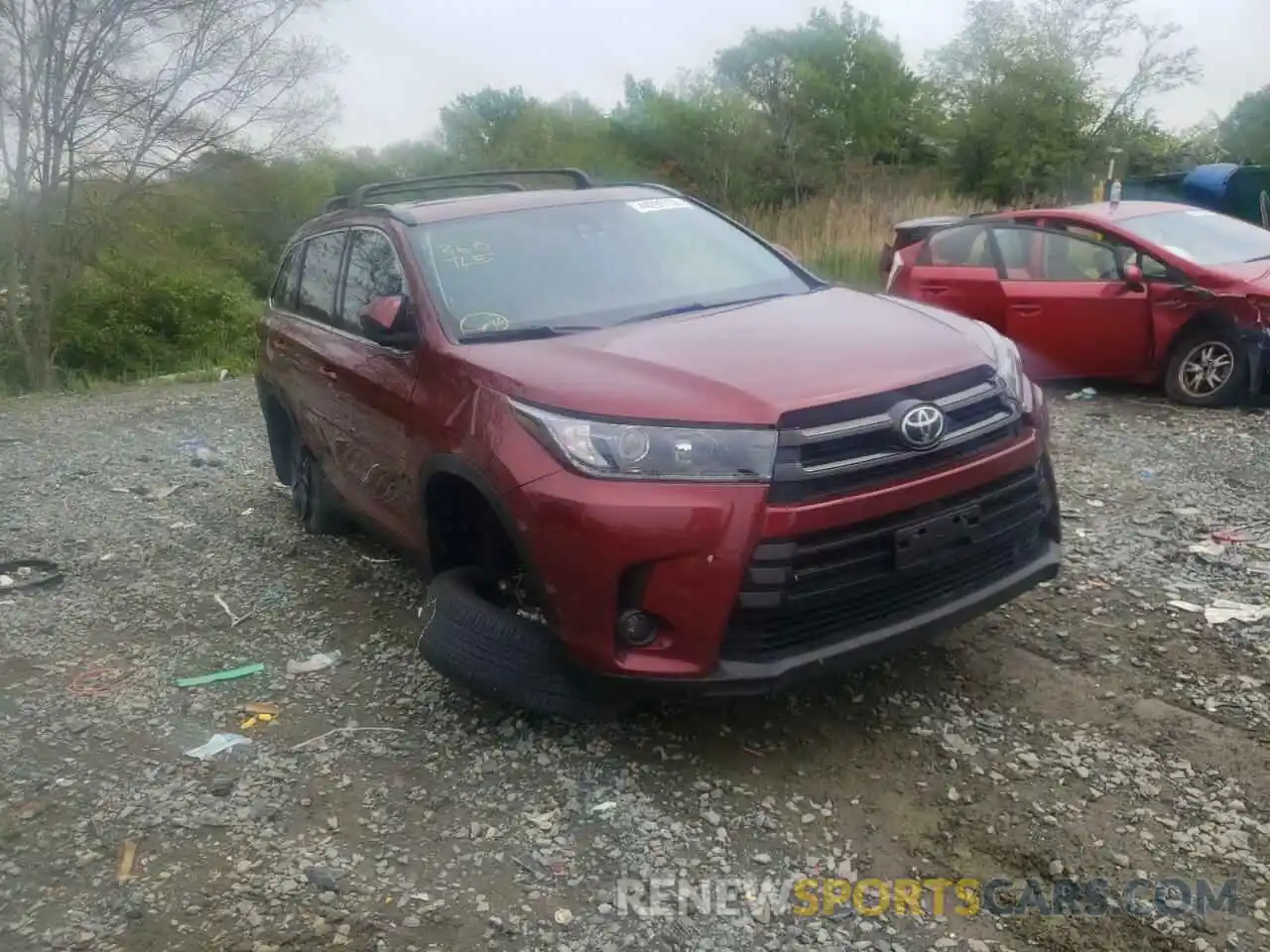 1 Photograph of a damaged car 5TDJZRFH4KS626825 TOYOTA HIGHLANDER 2019