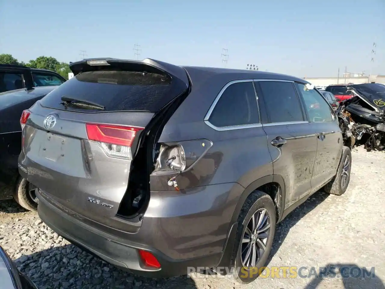 4 Фотография поврежденного автомобиля 5TDJZRFH4KS704715 TOYOTA HIGHLANDER 2019