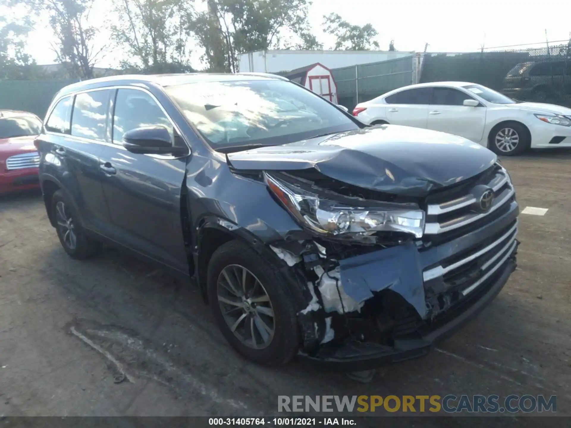 1 Photograph of a damaged car 5TDJZRFH4KS711194 TOYOTA HIGHLANDER 2019