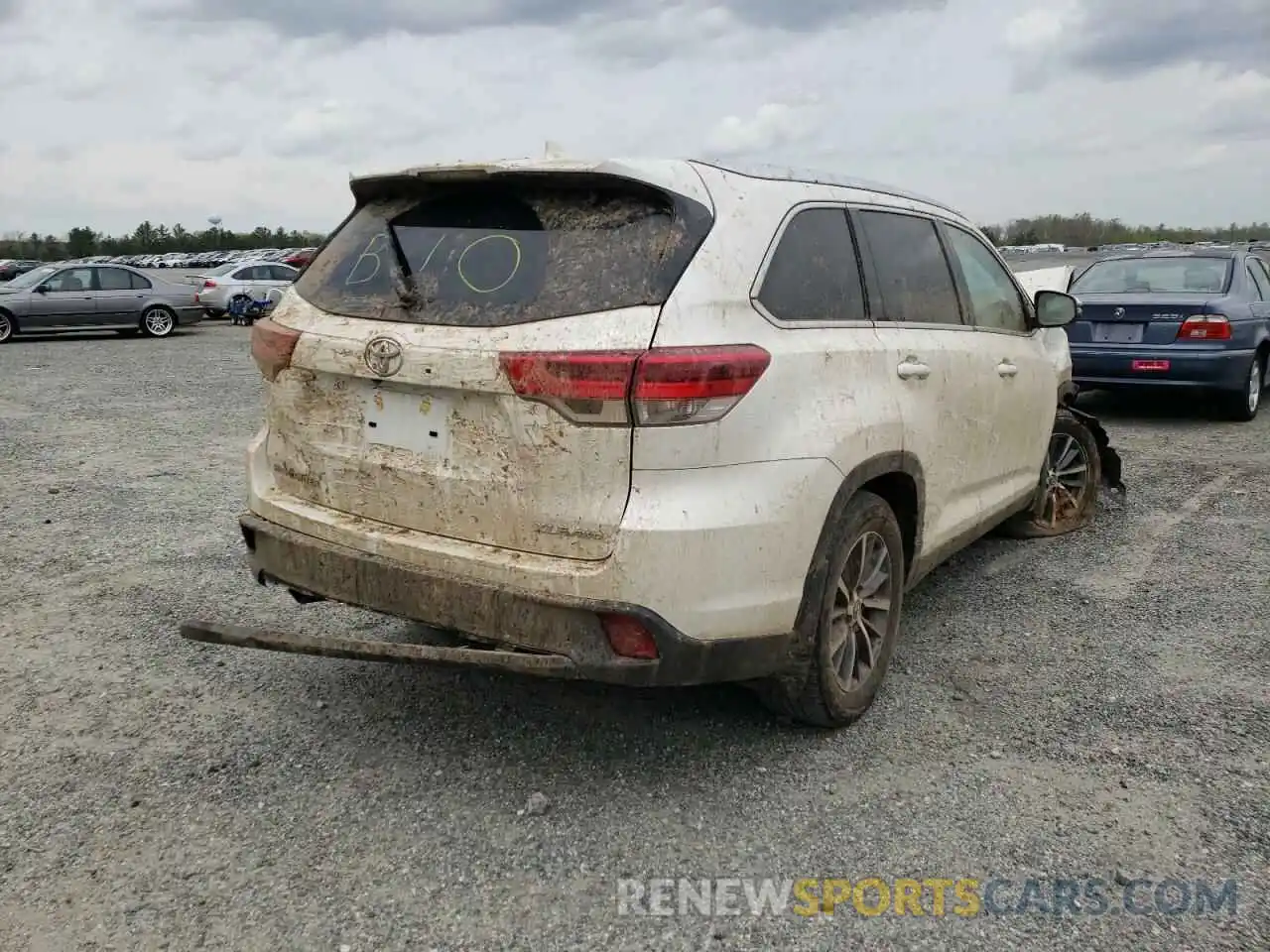 4 Фотография поврежденного автомобиля 5TDJZRFH4KS715682 TOYOTA HIGHLANDER 2019