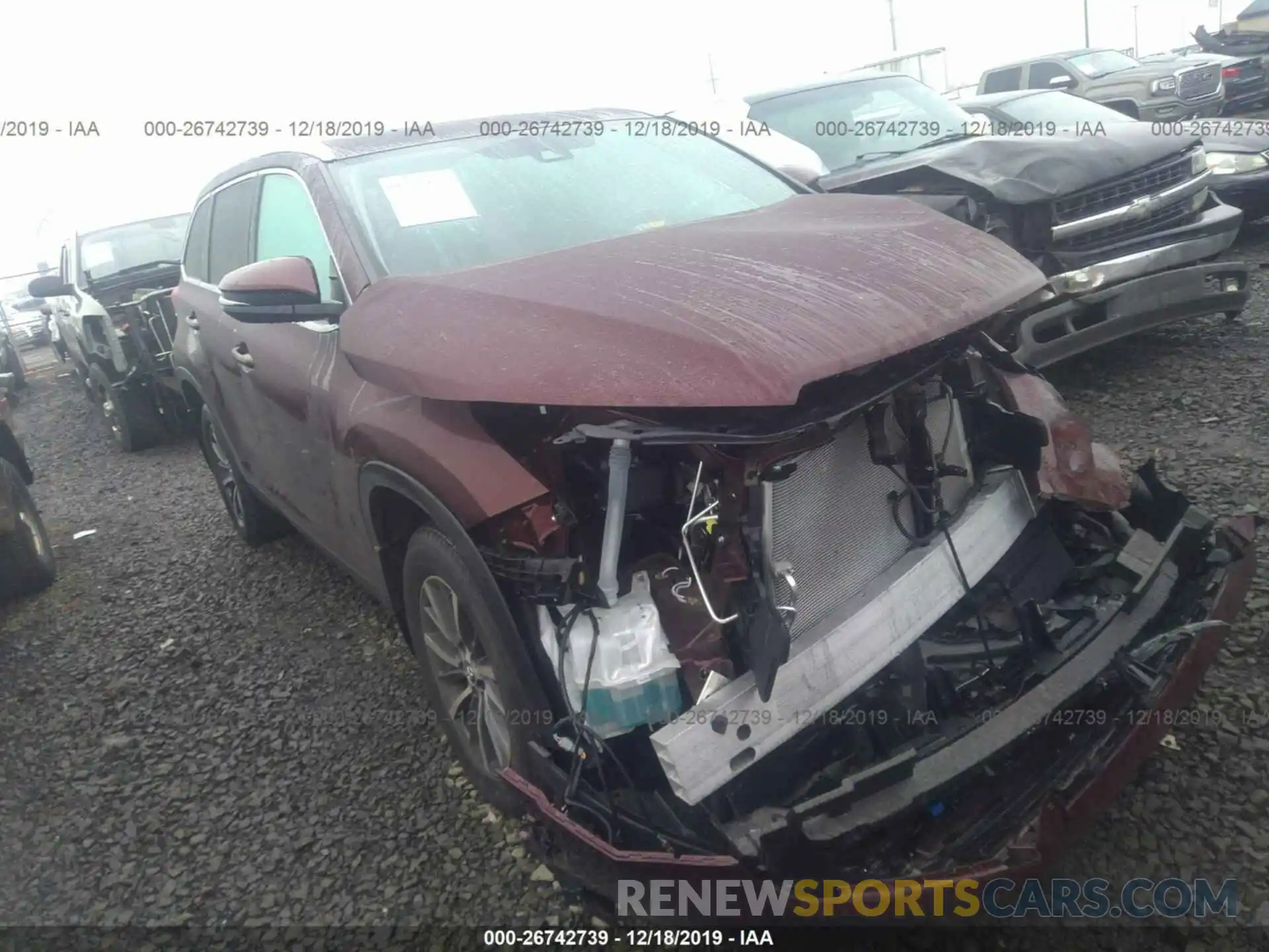 1 Photograph of a damaged car 5TDJZRFH4KS715908 TOYOTA HIGHLANDER 2019