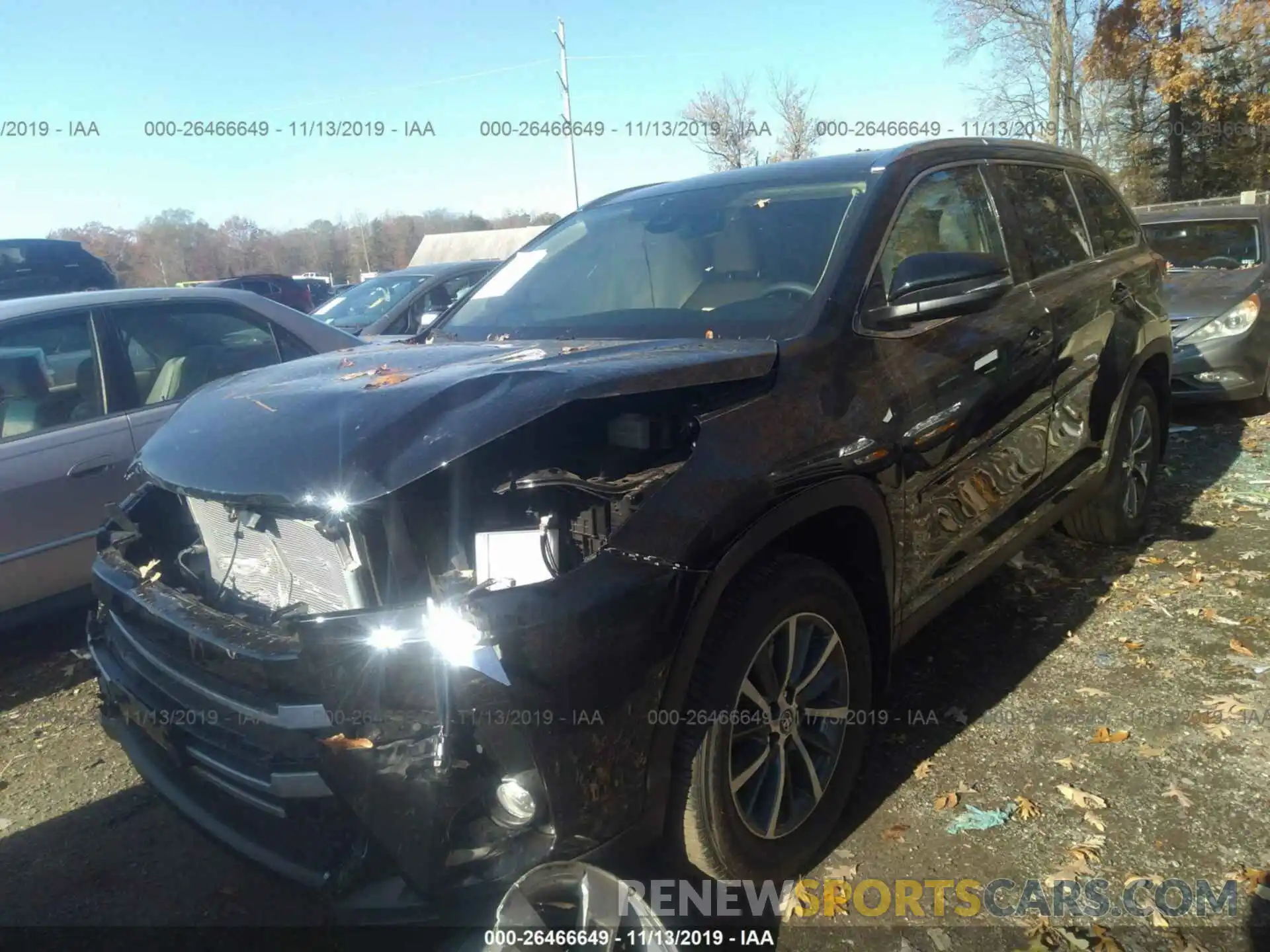 2 Photograph of a damaged car 5TDJZRFH4KS717299 TOYOTA HIGHLANDER 2019