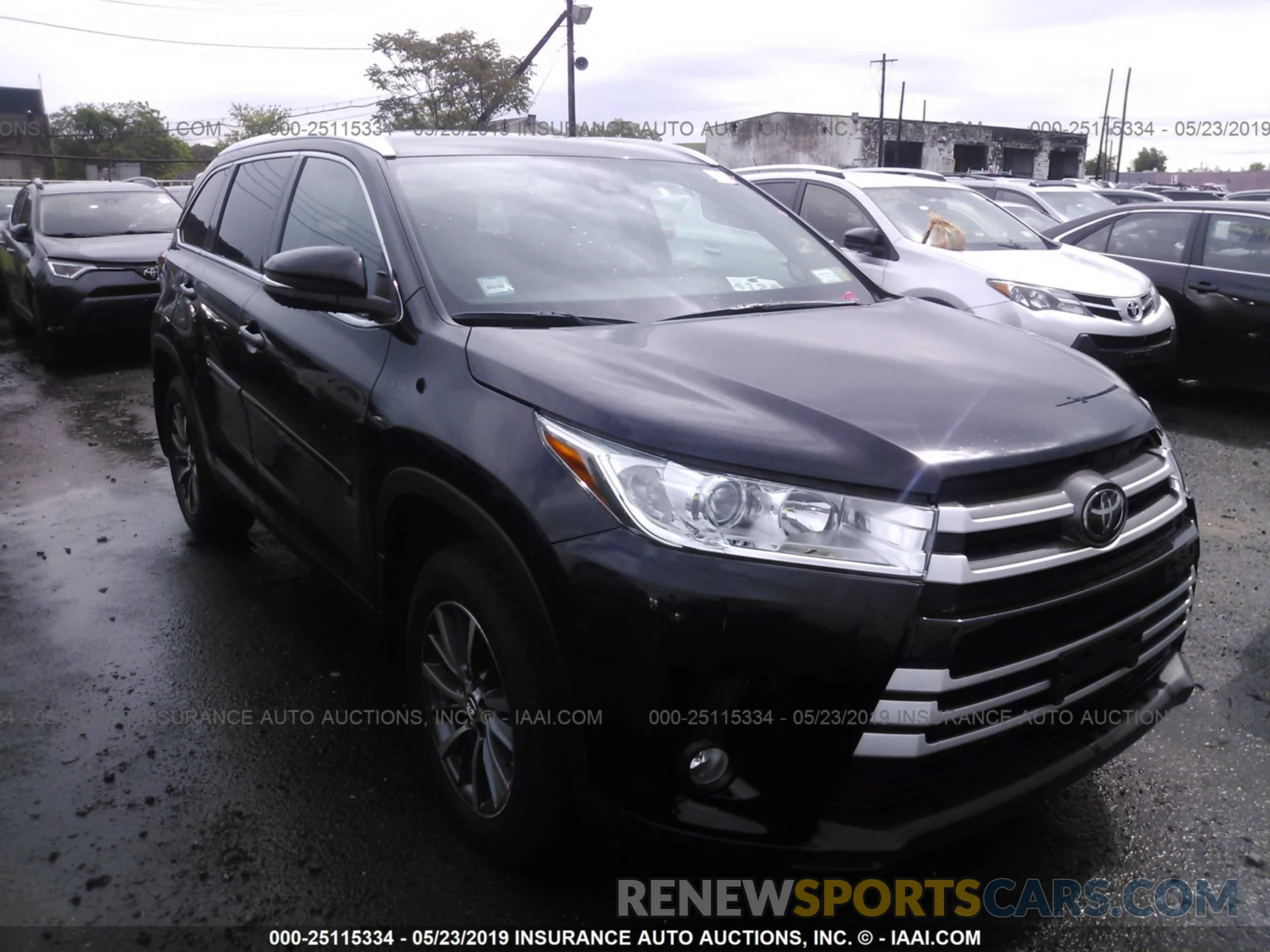 1 Photograph of a damaged car 5TDJZRFH4KS923450 TOYOTA HIGHLANDER 2019