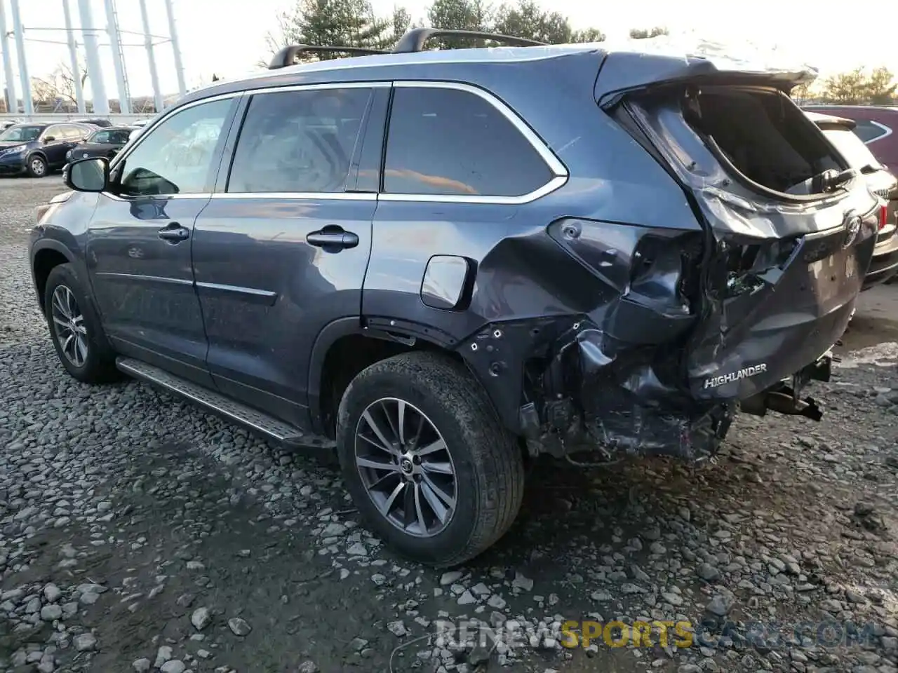 3 Фотография поврежденного автомобиля 5TDJZRFH4KS933122 TOYOTA HIGHLANDER 2019