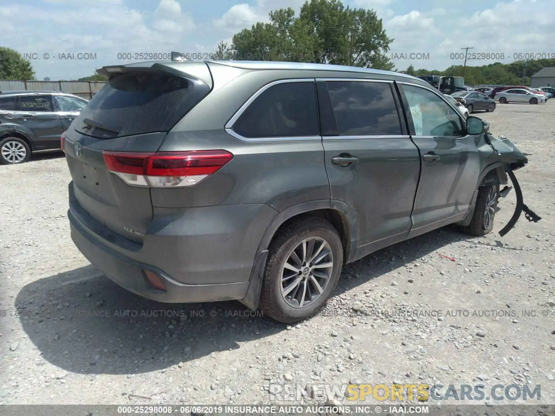 4 Фотография поврежденного автомобиля 5TDJZRFH4KS954889 TOYOTA HIGHLANDER 2019