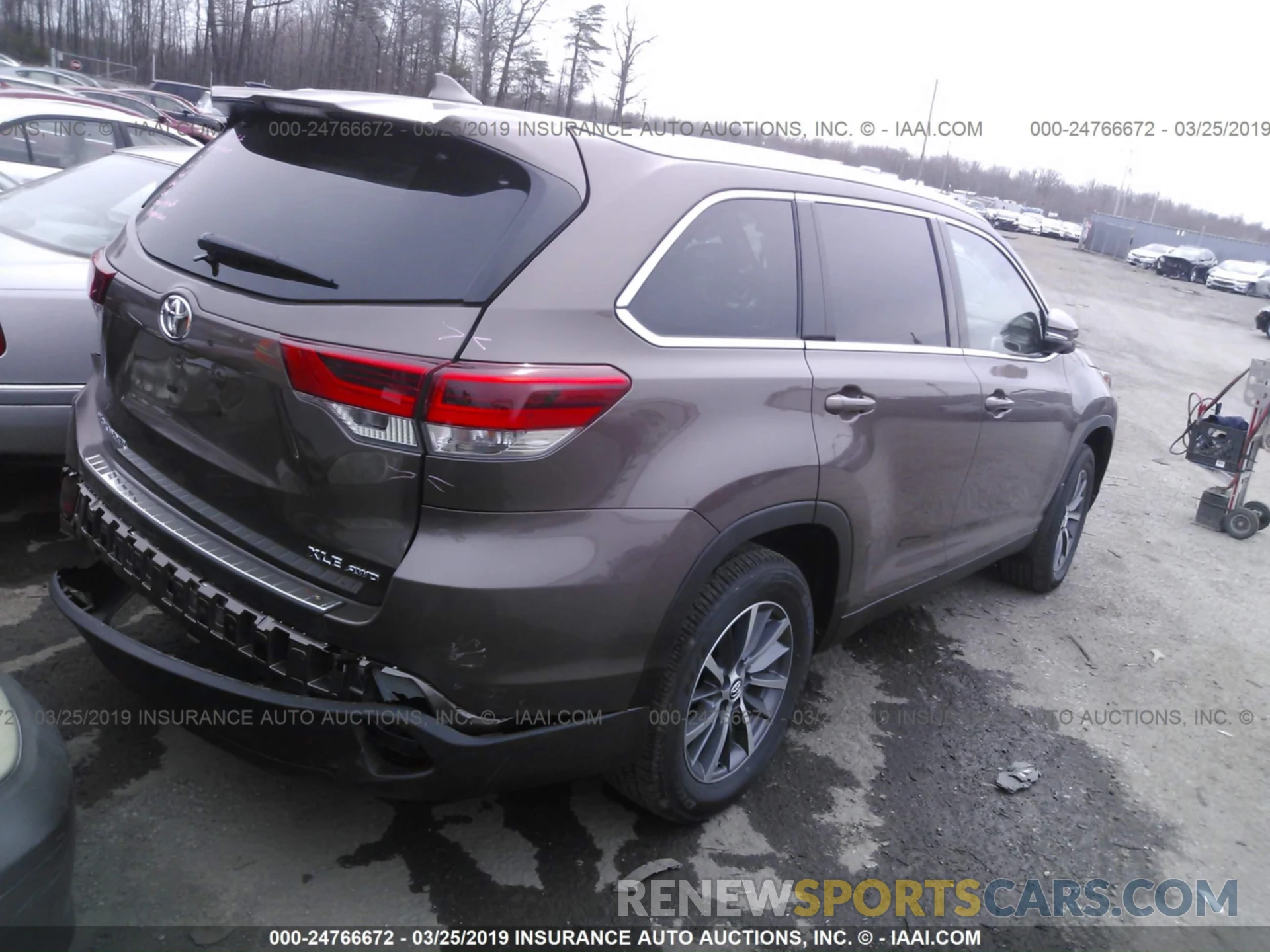 4 Фотография поврежденного автомобиля 5TDJZRFH4KS956268 TOYOTA HIGHLANDER 2019