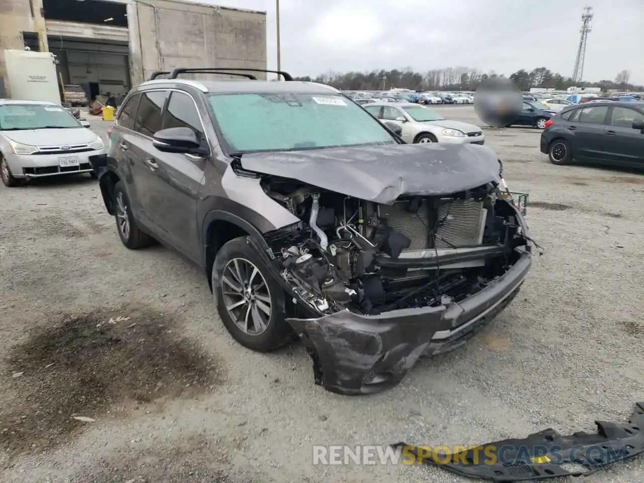 1 Photograph of a damaged car 5TDJZRFH5KS563959 TOYOTA HIGHLANDER 2019