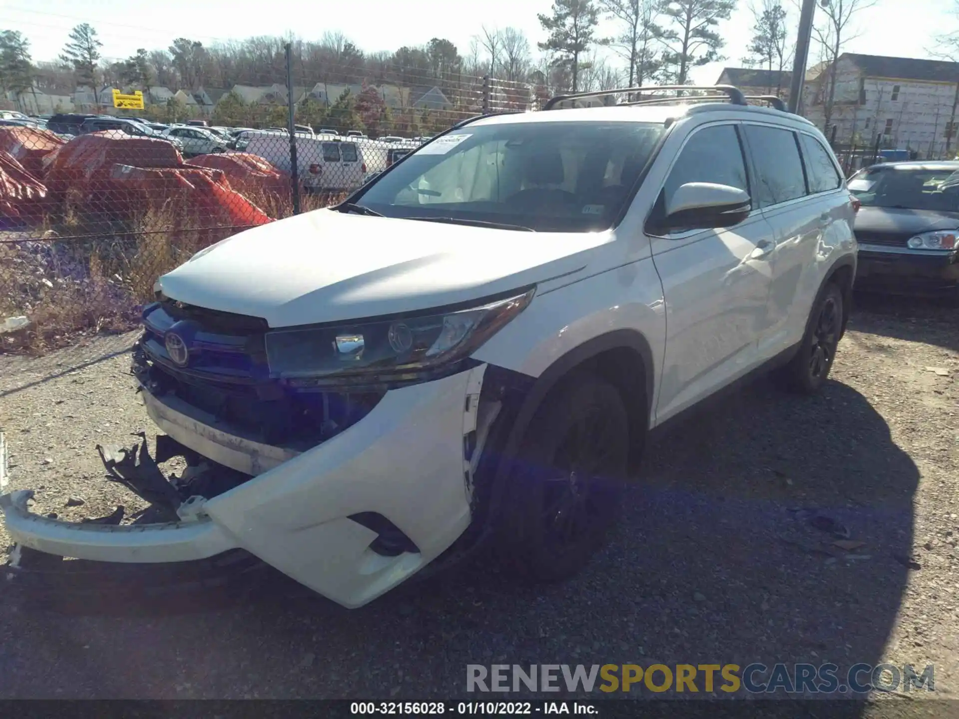 2 Photograph of a damaged car 5TDJZRFH5KS571009 TOYOTA HIGHLANDER 2019