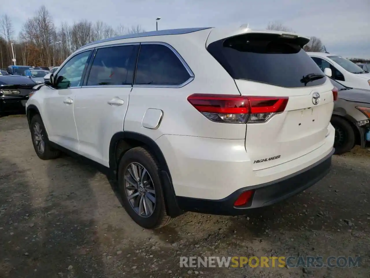 3 Фотография поврежденного автомобиля 5TDJZRFH5KS573522 TOYOTA HIGHLANDER 2019