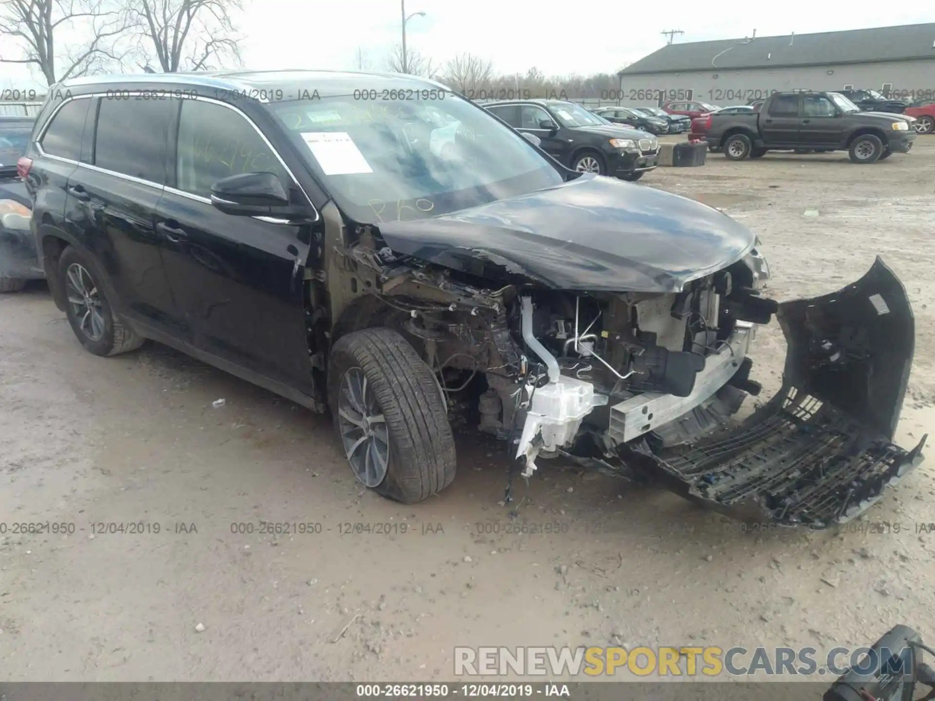 1 Photograph of a damaged car 5TDJZRFH5KS584987 TOYOTA HIGHLANDER 2019