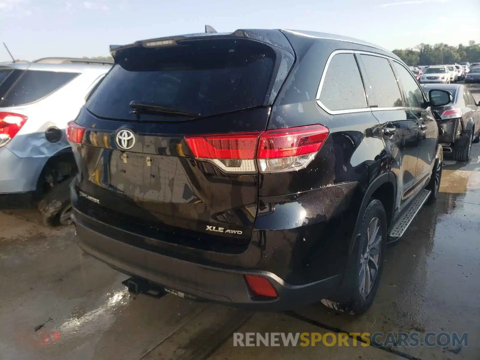 4 Фотография поврежденного автомобиля 5TDJZRFH5KS592782 TOYOTA HIGHLANDER 2019