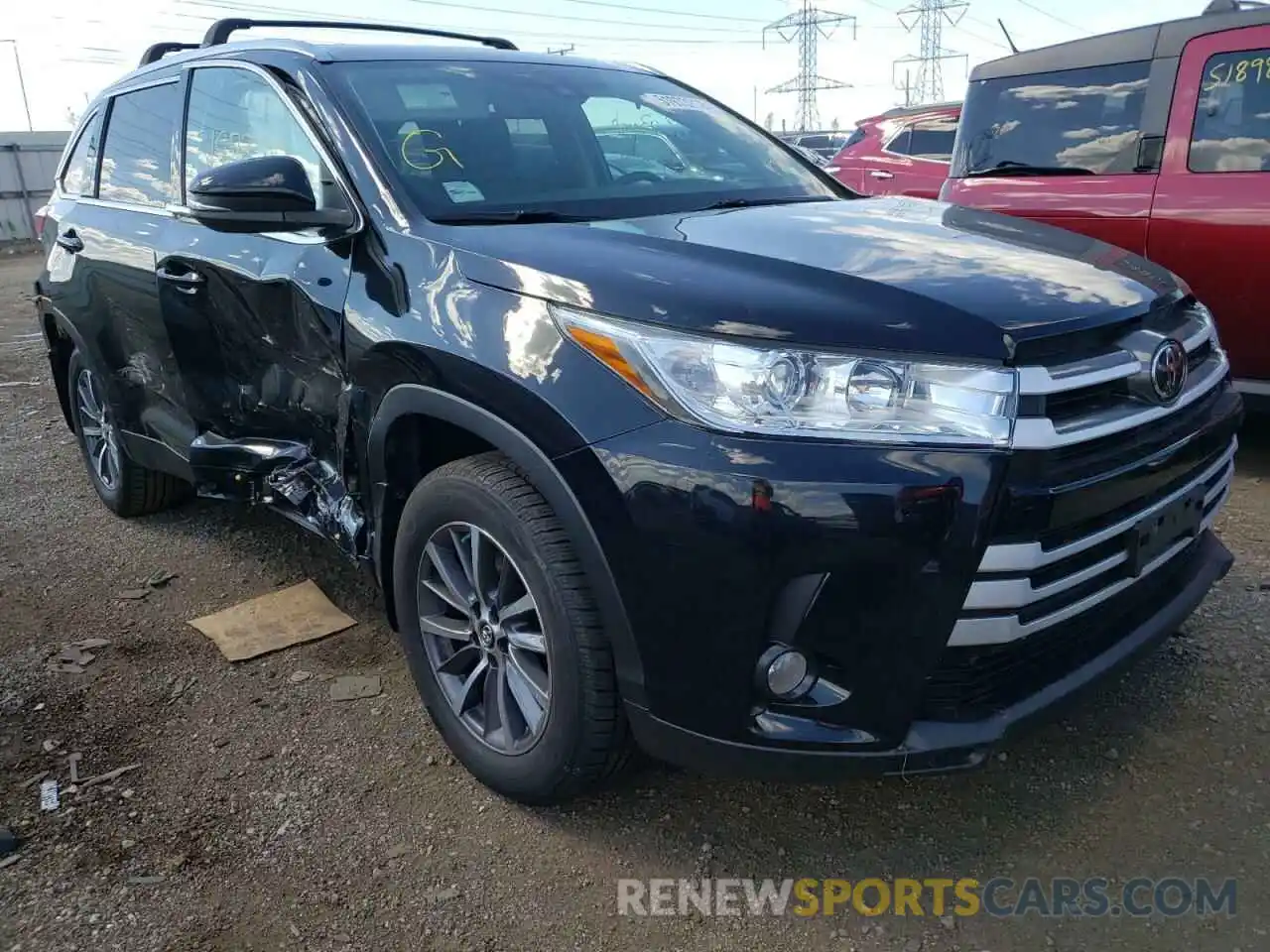 1 Photograph of a damaged car 5TDJZRFH5KS595181 TOYOTA HIGHLANDER 2019