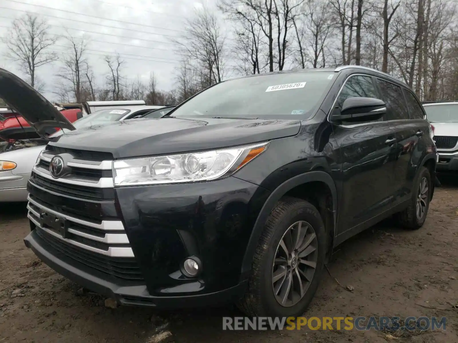 2 Photograph of a damaged car 5TDJZRFH5KS603764 TOYOTA HIGHLANDER 2019