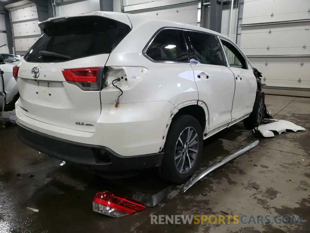 4 Фотография поврежденного автомобиля 5TDJZRFH5KS604395 TOYOTA HIGHLANDER 2019