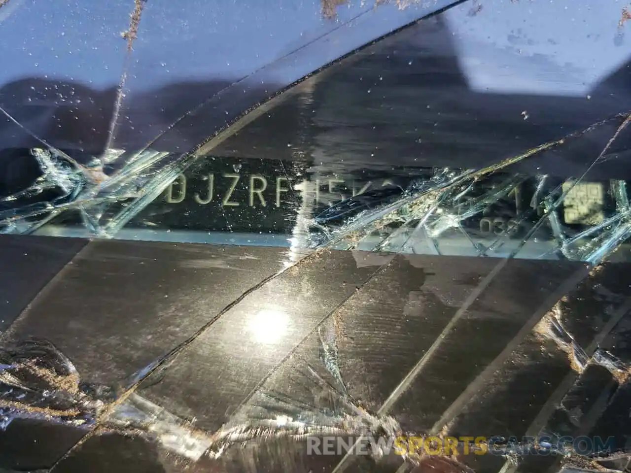 10 Photograph of a damaged car 5TDJZRFH5KS606714 TOYOTA HIGHLANDER 2019