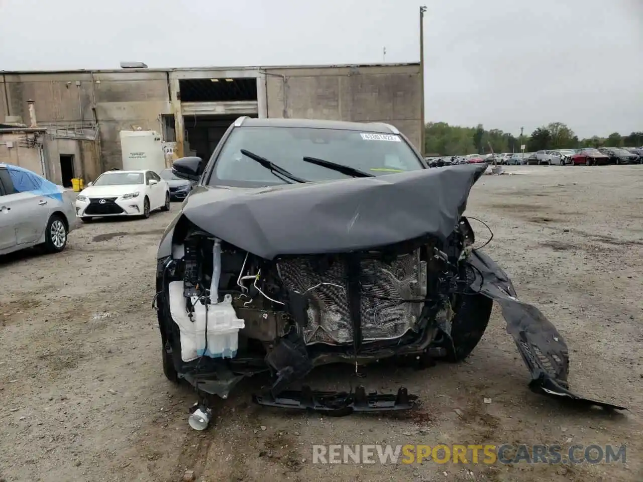 9 Photograph of a damaged car 5TDJZRFH5KS625912 TOYOTA HIGHLANDER 2019