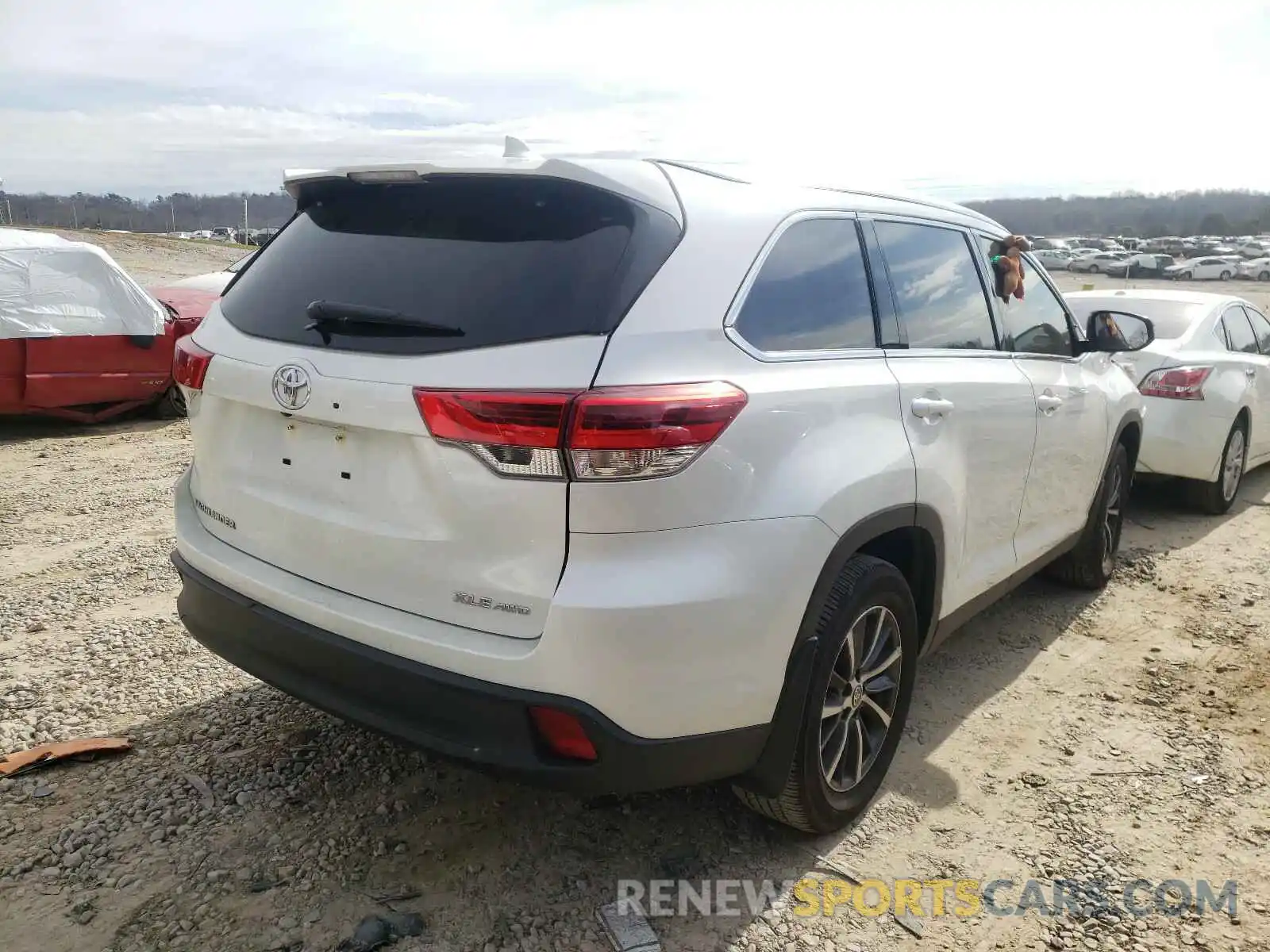 4 Фотография поврежденного автомобиля 5TDJZRFH5KS626509 TOYOTA HIGHLANDER 2019