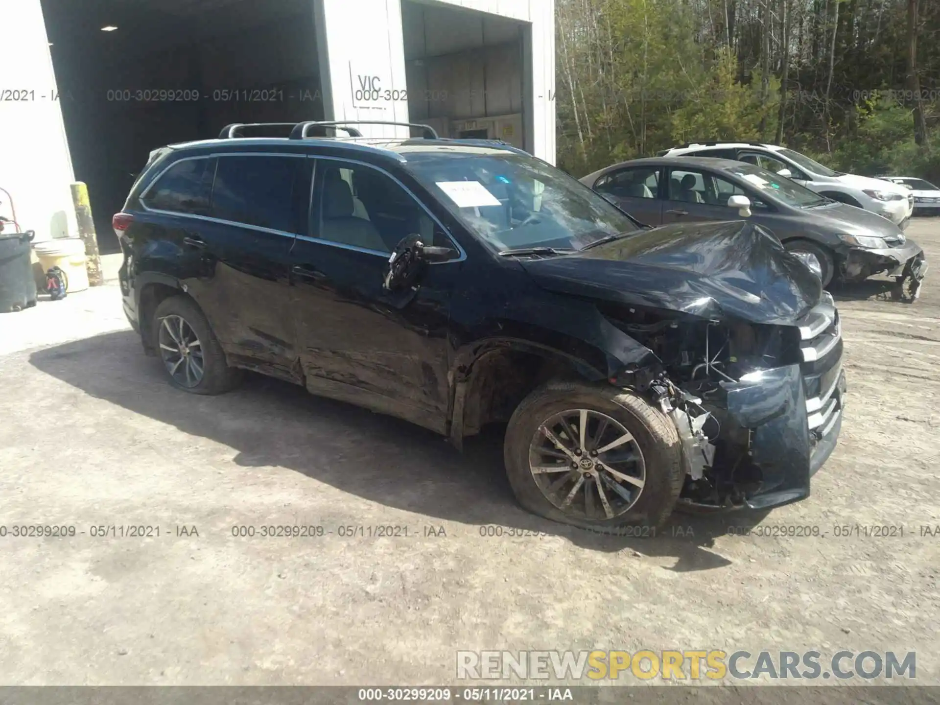 1 Photograph of a damaged car 5TDJZRFH5KS627563 TOYOTA HIGHLANDER 2019