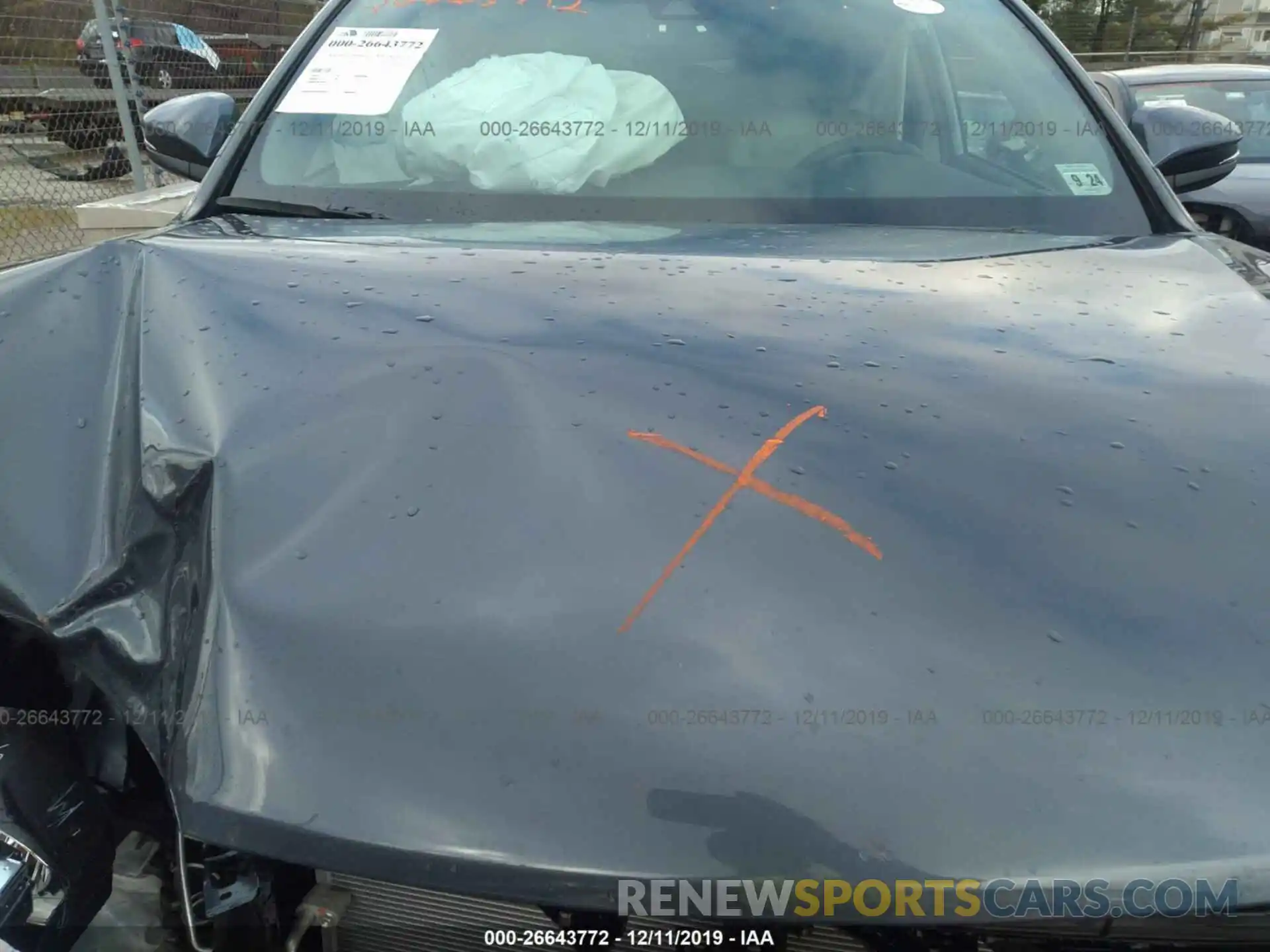 10 Photograph of a damaged car 5TDJZRFH5KS703136 TOYOTA HIGHLANDER 2019