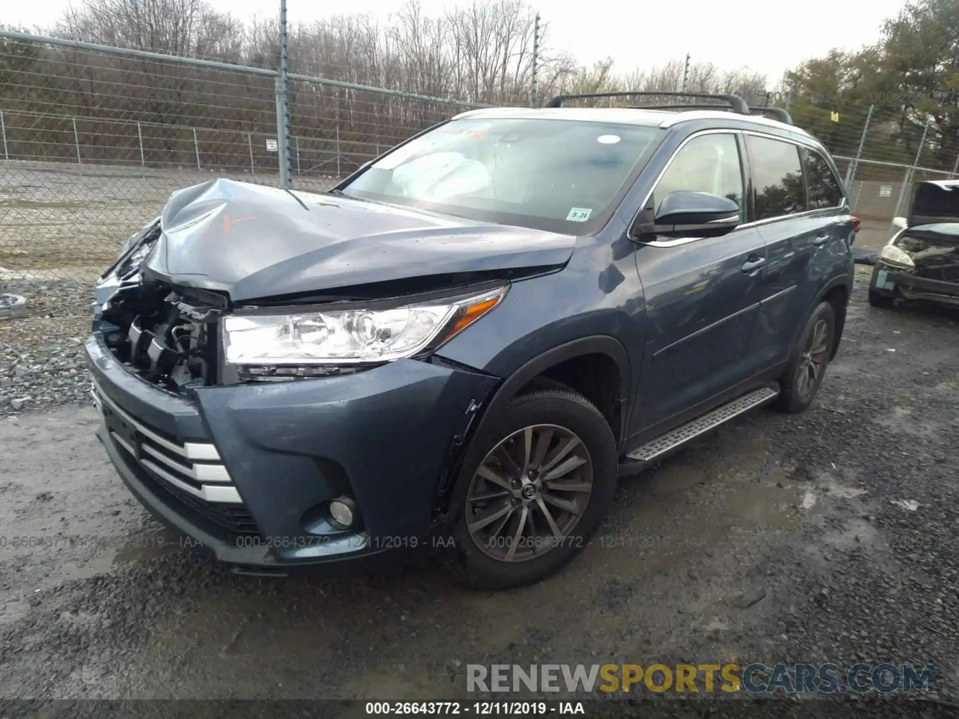 2 Photograph of a damaged car 5TDJZRFH5KS703136 TOYOTA HIGHLANDER 2019