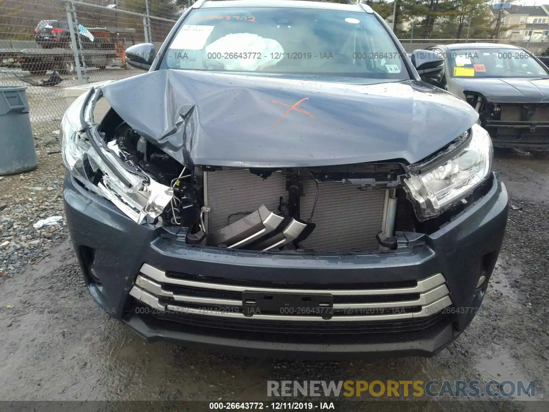 6 Photograph of a damaged car 5TDJZRFH5KS703136 TOYOTA HIGHLANDER 2019