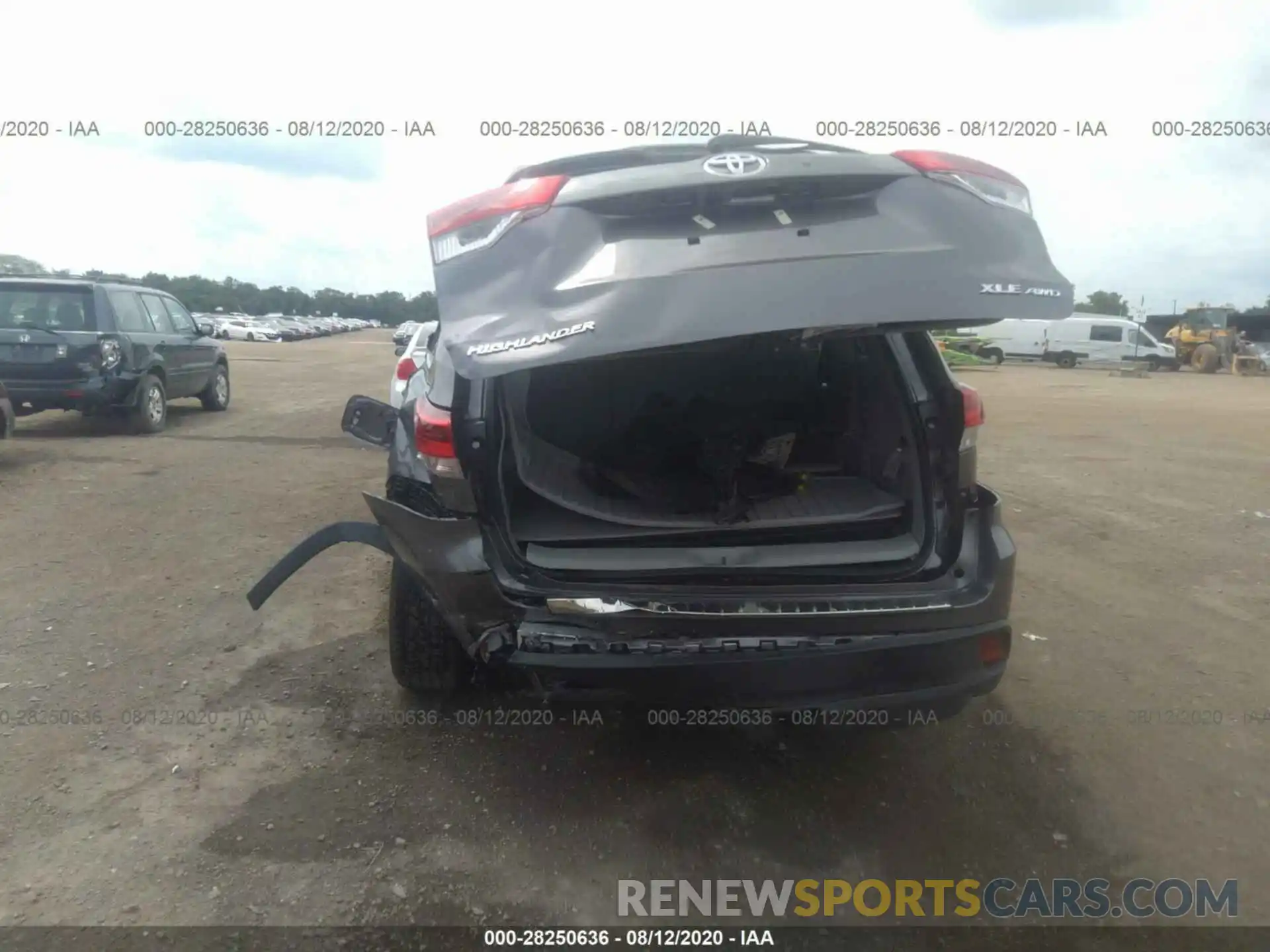 6 Photograph of a damaged car 5TDJZRFH5KS730000 TOYOTA HIGHLANDER 2019