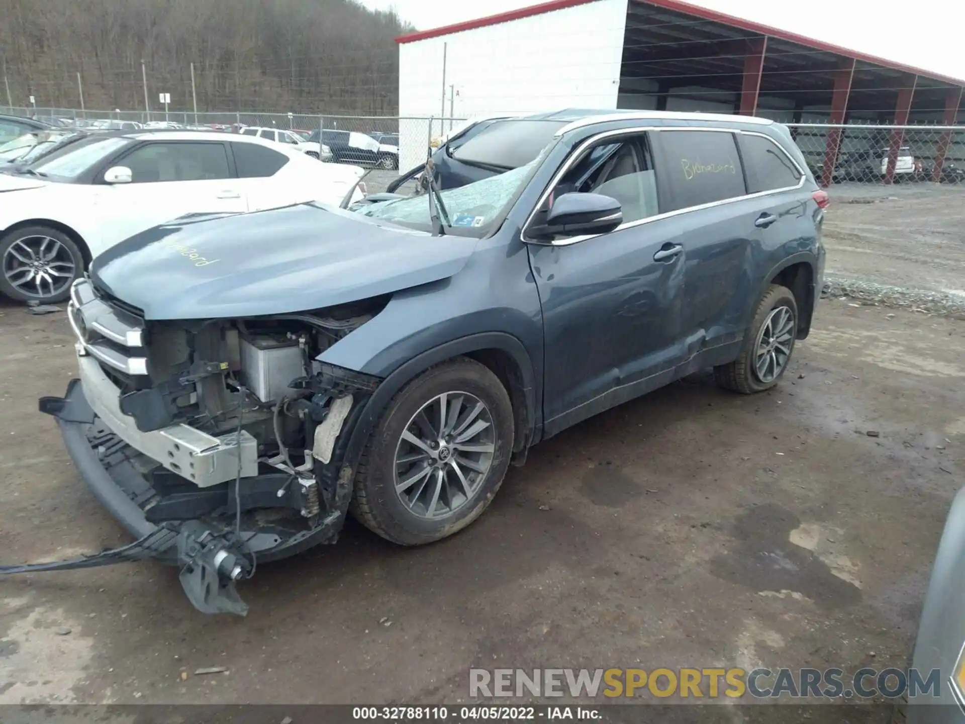 2 Фотография поврежденного автомобиля 5TDJZRFH5KS745211 TOYOTA HIGHLANDER 2019