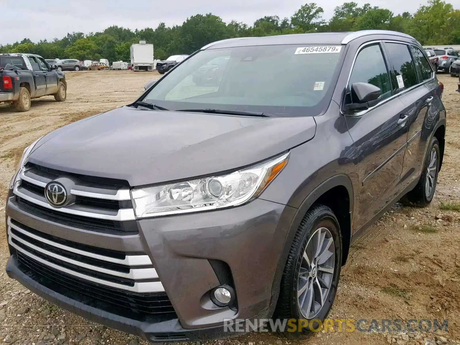 2 Photograph of a damaged car 5TDJZRFH5KS950849 TOYOTA HIGHLANDER 2019