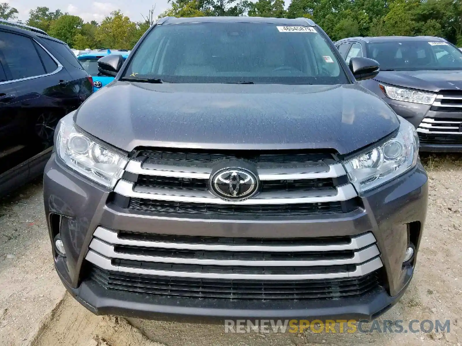 9 Photograph of a damaged car 5TDJZRFH5KS950849 TOYOTA HIGHLANDER 2019