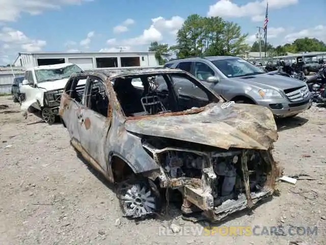 1 Photograph of a damaged car 5TDJZRFH5KS952486 TOYOTA HIGHLANDER 2019