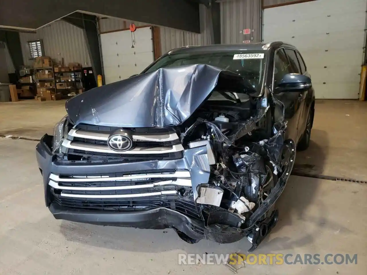 9 Photograph of a damaged car 5TDJZRFH5KS981857 TOYOTA HIGHLANDER 2019