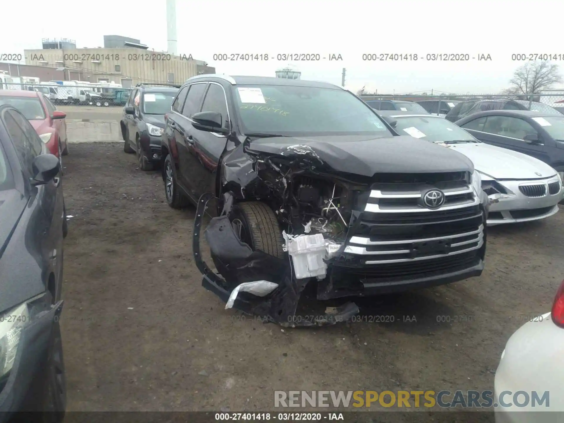 1 Photograph of a damaged car 5TDJZRFH6KS570032 TOYOTA HIGHLANDER 2019