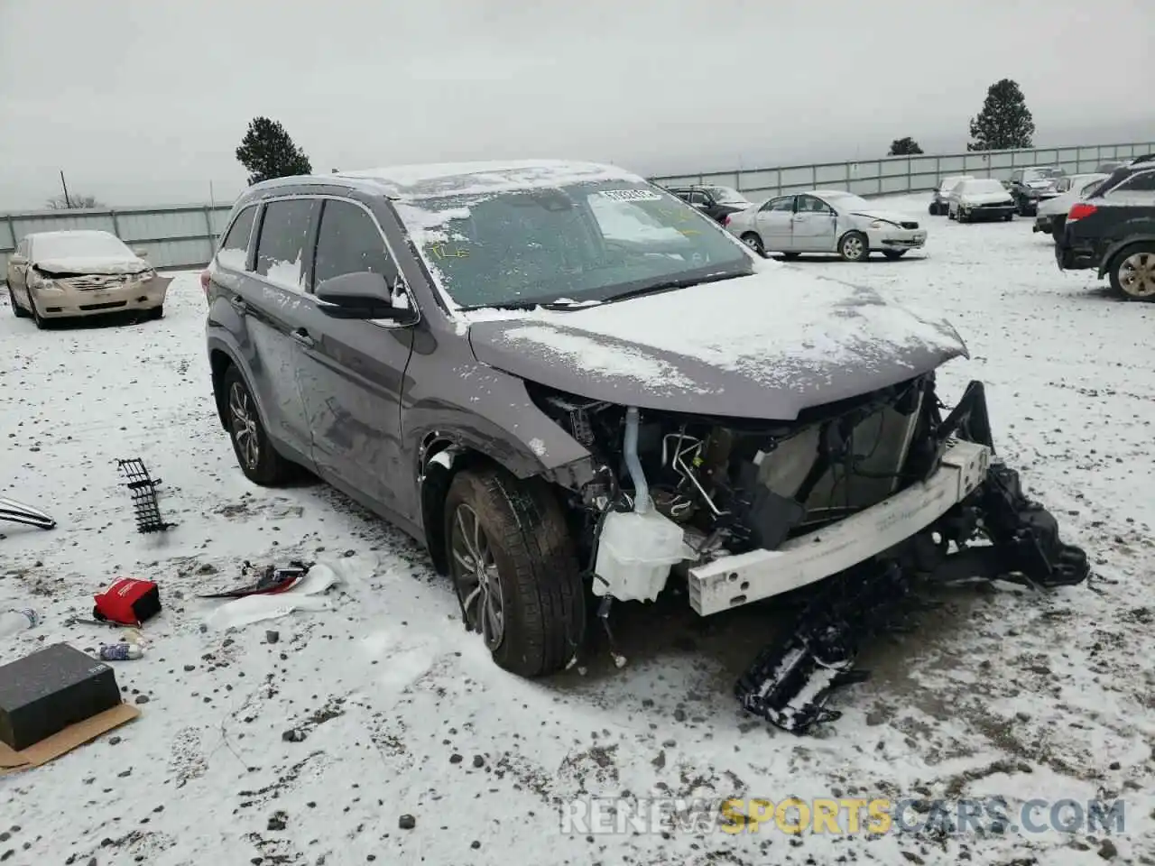 1 Photograph of a damaged car 5TDJZRFH6KS575389 TOYOTA HIGHLANDER 2019