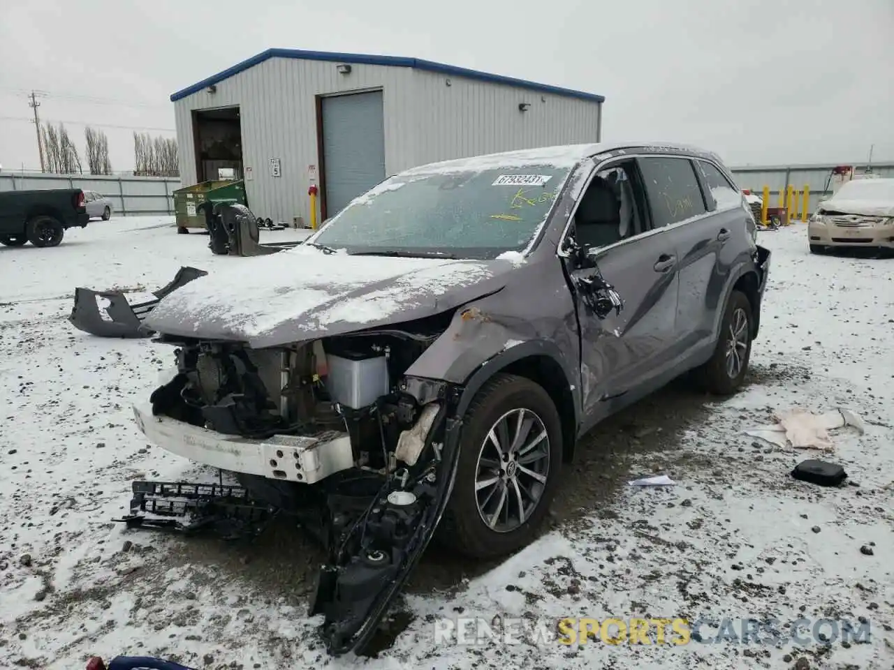 2 Photograph of a damaged car 5TDJZRFH6KS575389 TOYOTA HIGHLANDER 2019