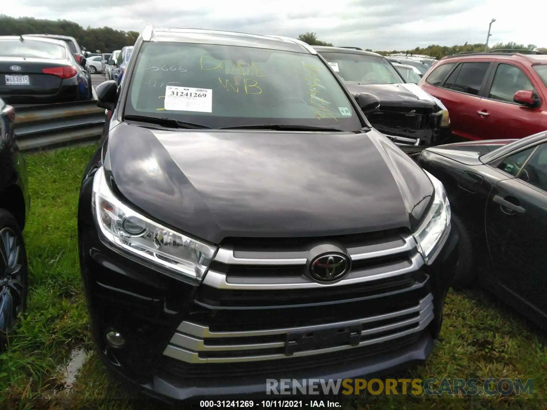 6 Photograph of a damaged car 5TDJZRFH6KS578356 TOYOTA HIGHLANDER 2019