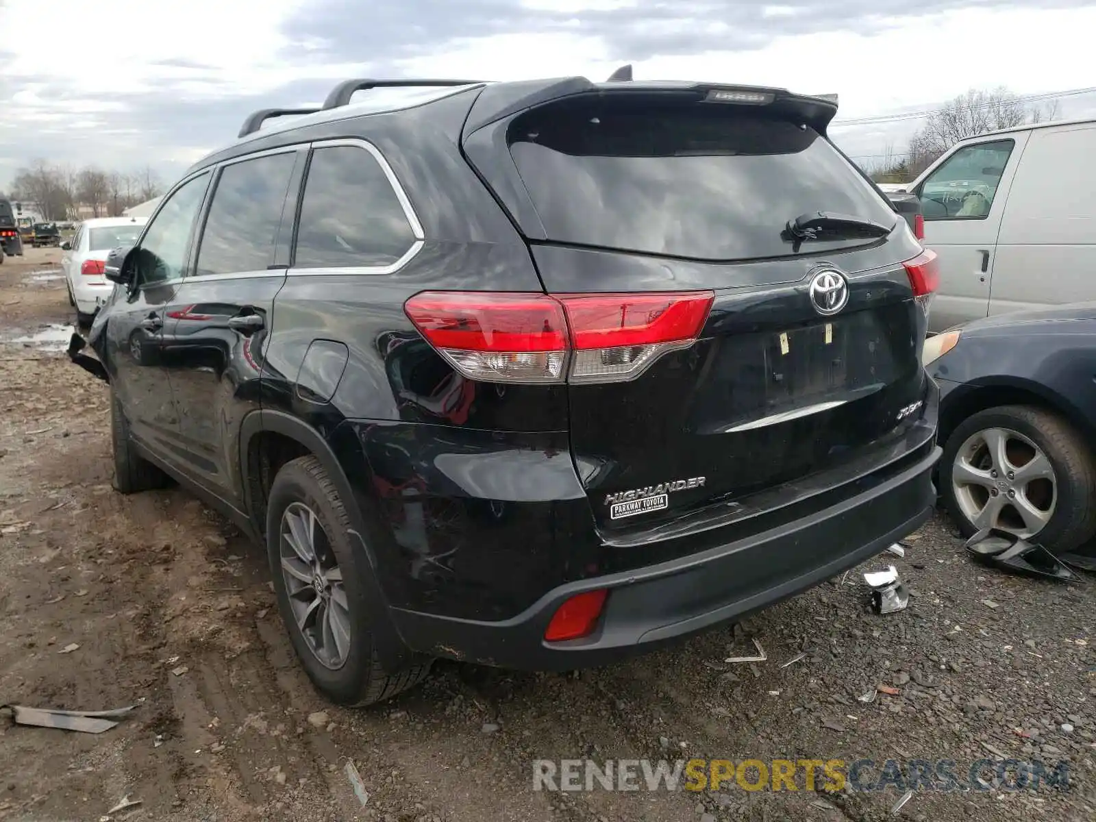 3 Фотография поврежденного автомобиля 5TDJZRFH6KS579748 TOYOTA HIGHLANDER 2019