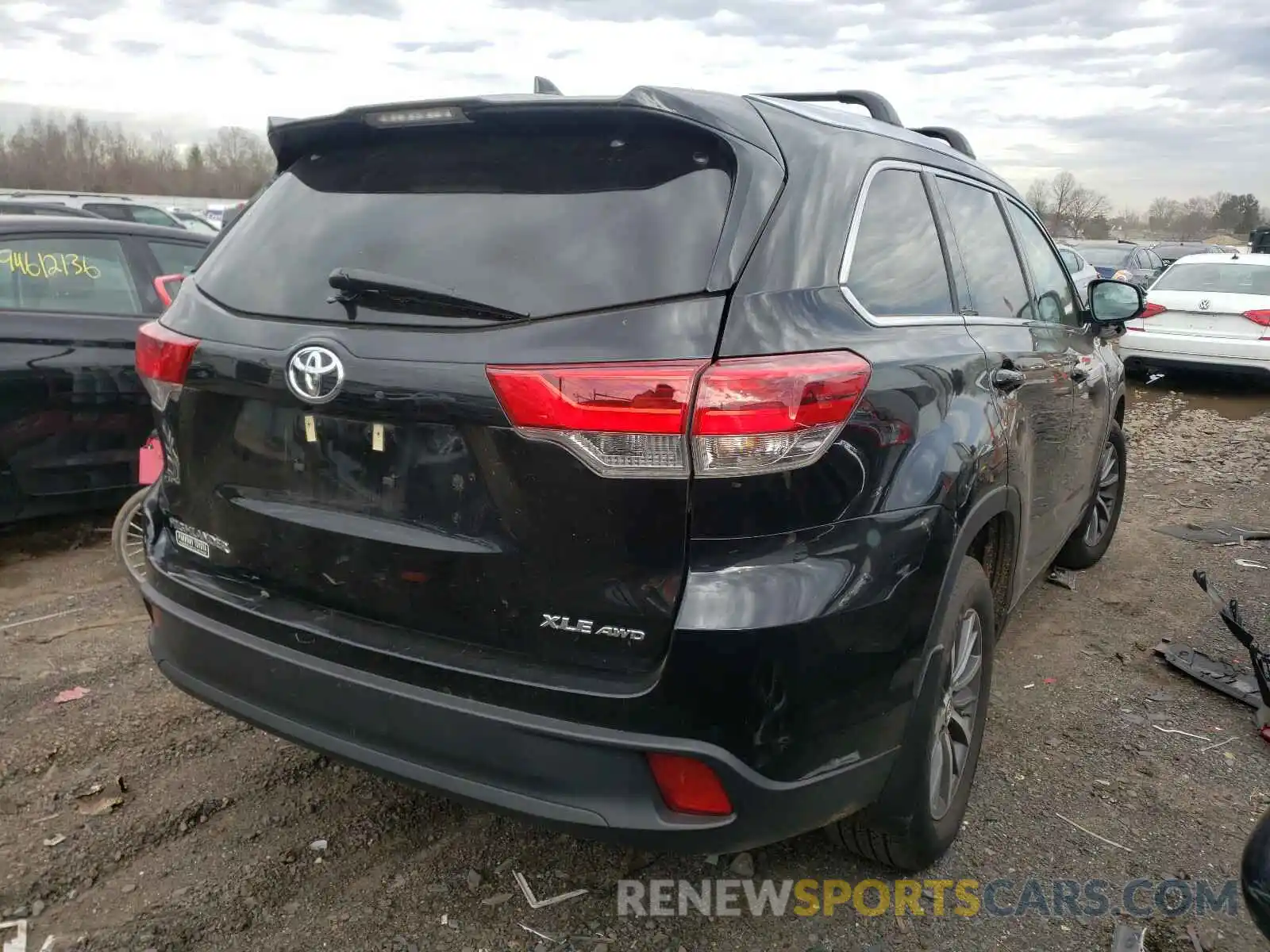 4 Фотография поврежденного автомобиля 5TDJZRFH6KS579748 TOYOTA HIGHLANDER 2019