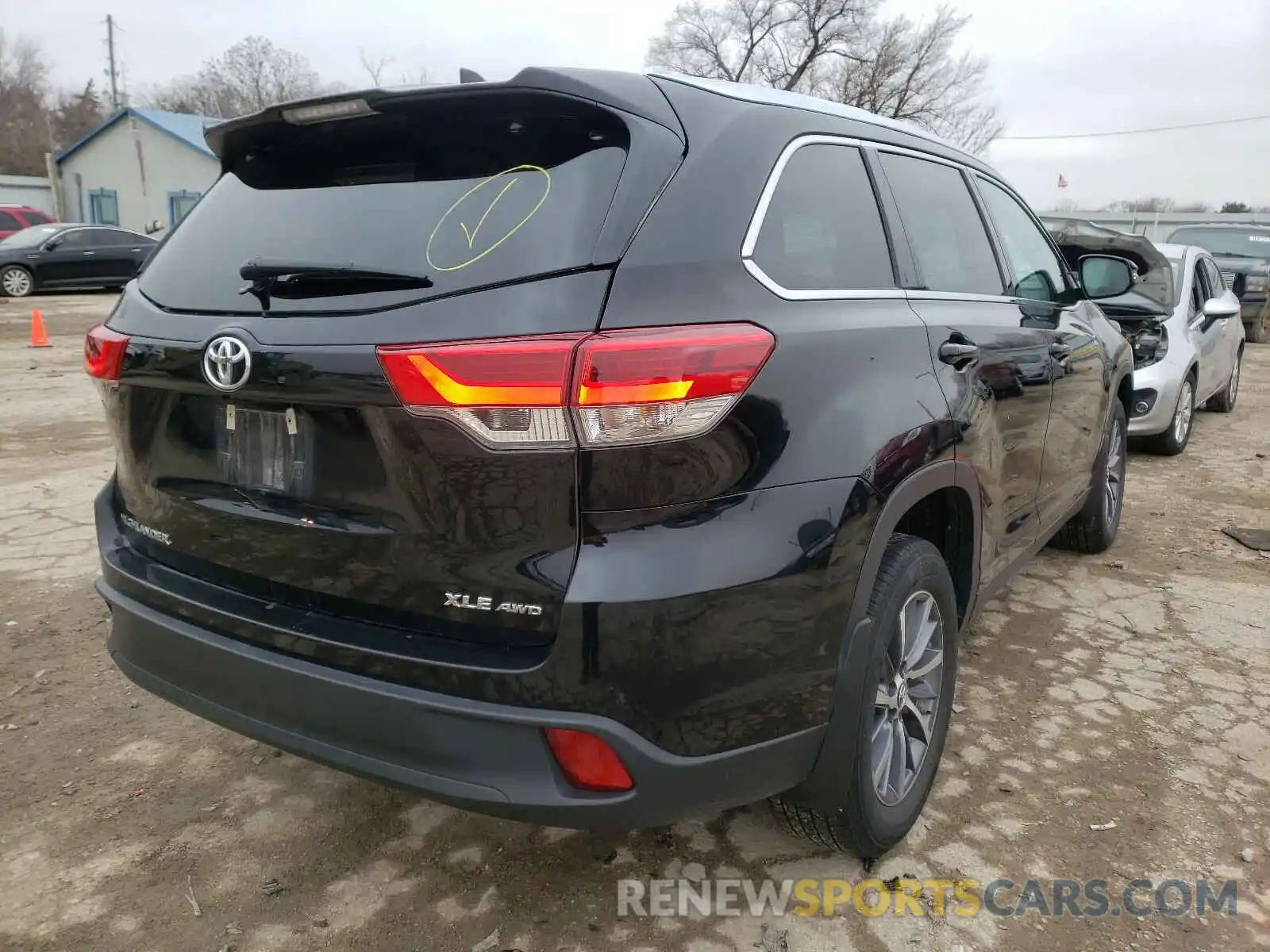 4 Фотография поврежденного автомобиля 5TDJZRFH6KS581791 TOYOTA HIGHLANDER 2019